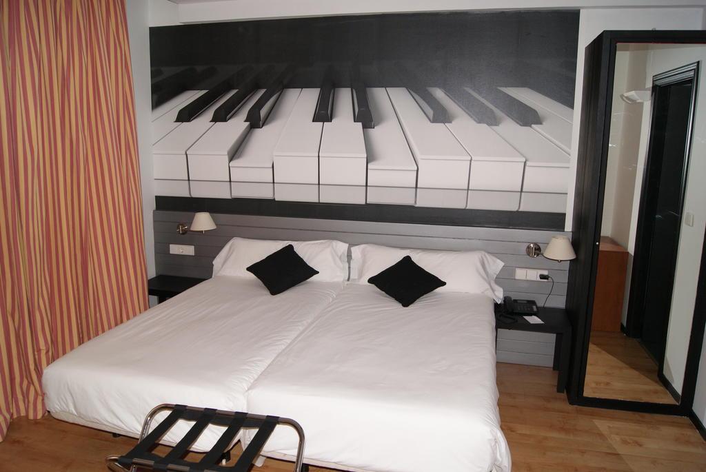 Abba Jazz Hotel Vitoria Екстер'єр фото
